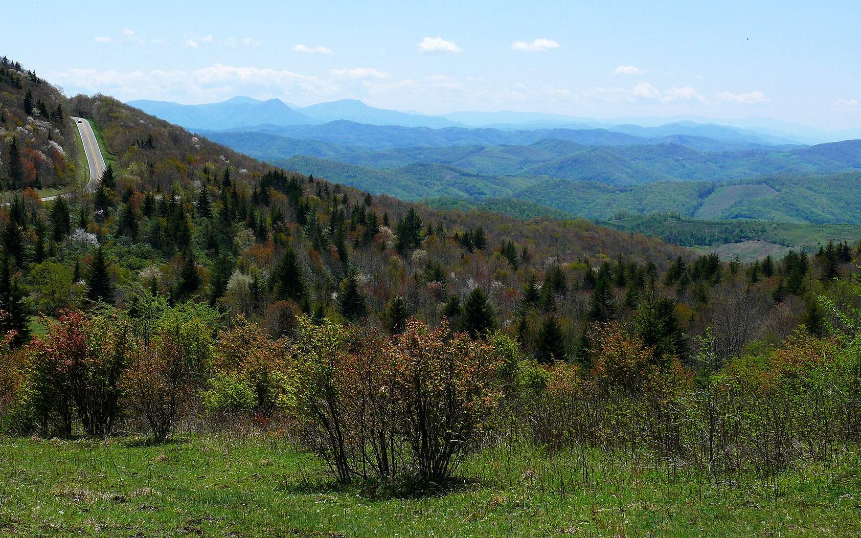 Blue ridges and green highlands in Southwest Virginia